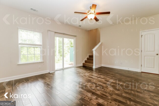 Photo - 613 Ferguson Ln