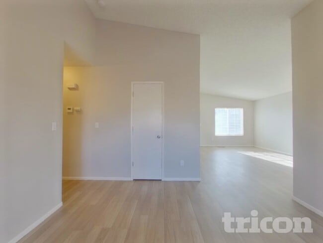 Photo - 8475 Sopwith Blvd