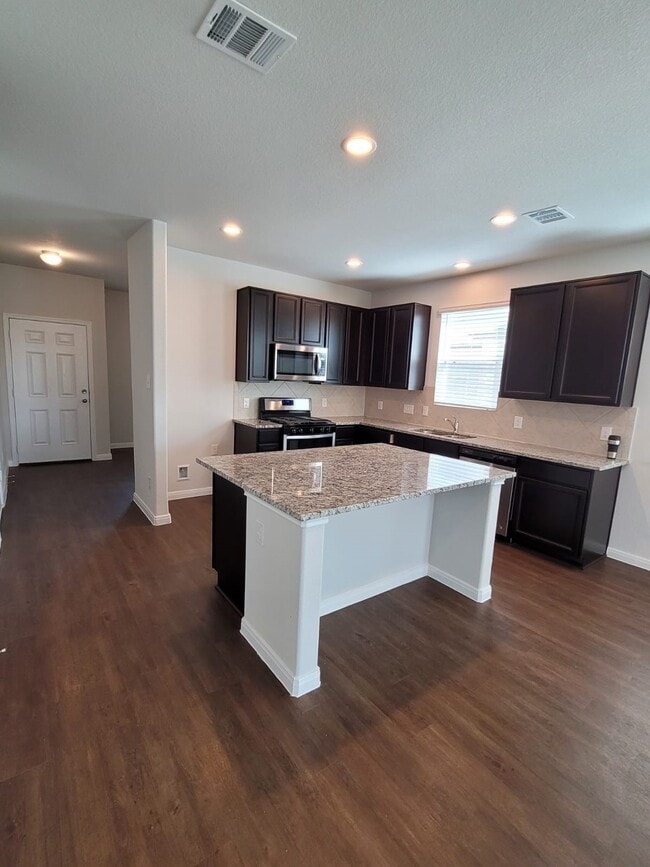 4325 McGregor Blf Ln