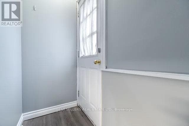 Photo - 541 Oakwood Ave