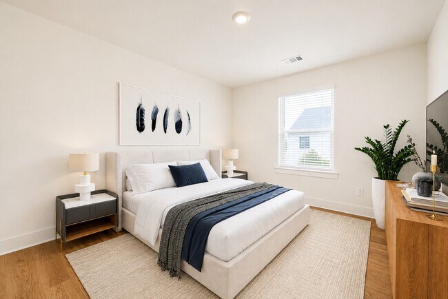 2032 Woodbine Wy