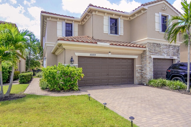 Building Photo - 10373 Wellington Parc Dr Rental