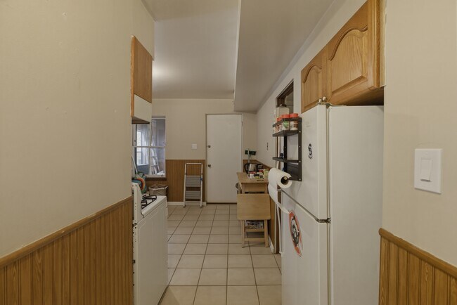 Photo - 1931 W Evergreen Ave Unit 3
