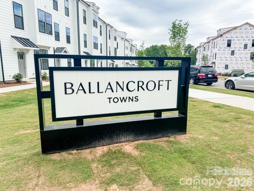 Photo - 15351 Ballancroft Pkwy