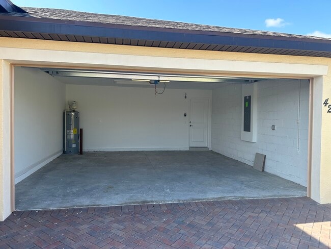 Cochera - 4213 Longmour Ln