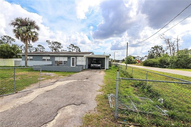 Photo - 106 Leeland Heights Blvd W Townhome