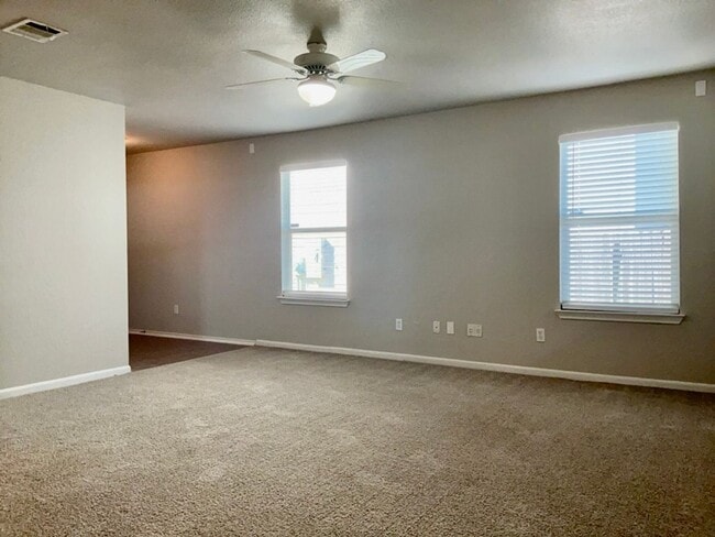 Photo - Adorable Move-In Ready 3/2 in Georgetown! ...