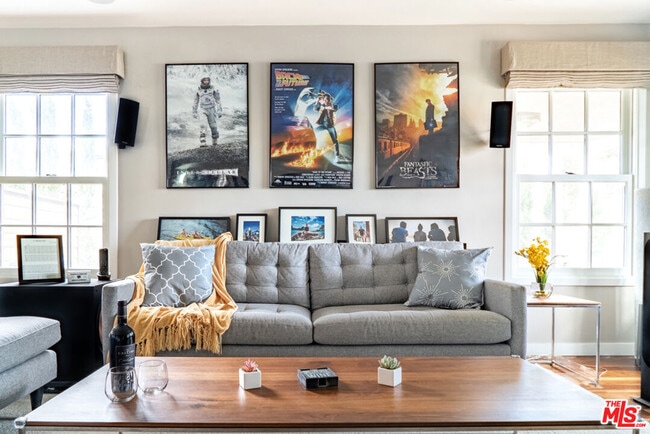 Photo - 3769 Greenwood Ave