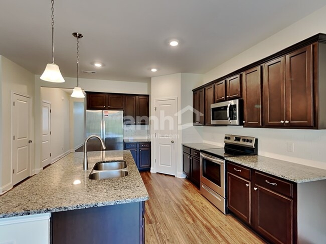 Photo - 4037 Birchfield Pl