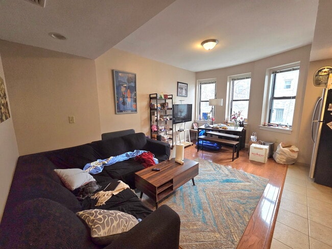 Building Photo - 75 Hancock St Unit U2