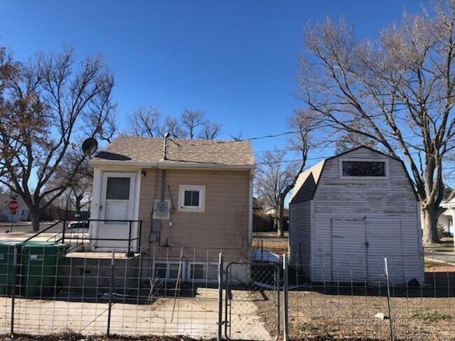 Basement Home! 2BD/ 1BA - Basement Home! 2BD/ 1BA