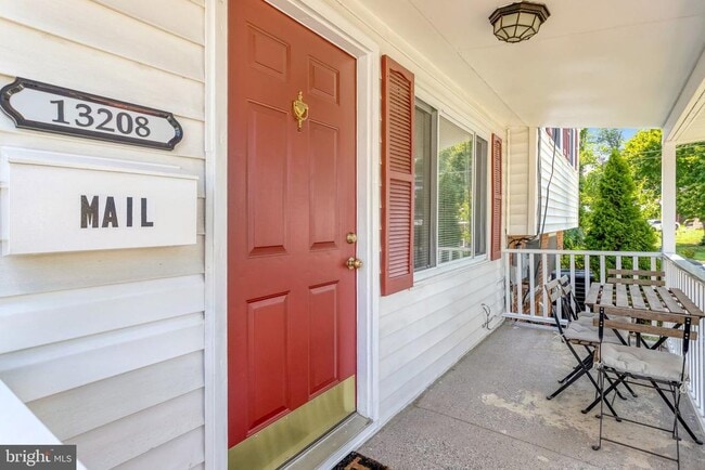 Photo - 13208 Aldrin St