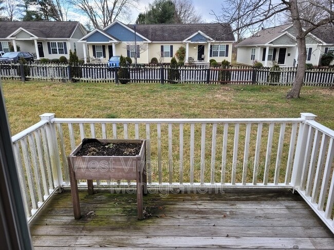 Photo - 219 Cardinal Wy