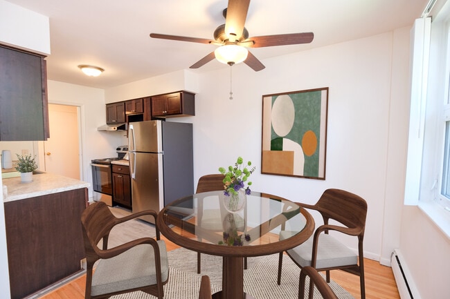 Knollwood Estates