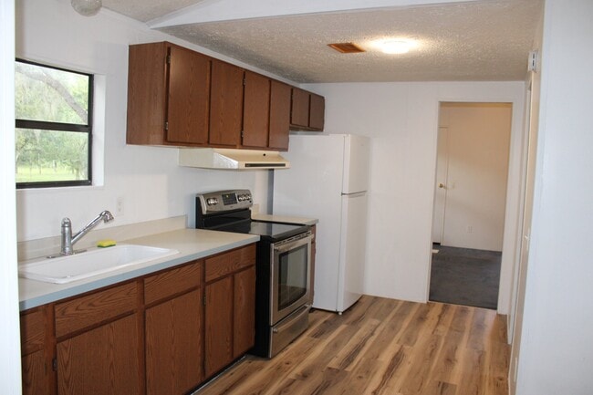 Photo - 5954 Skokie Rd