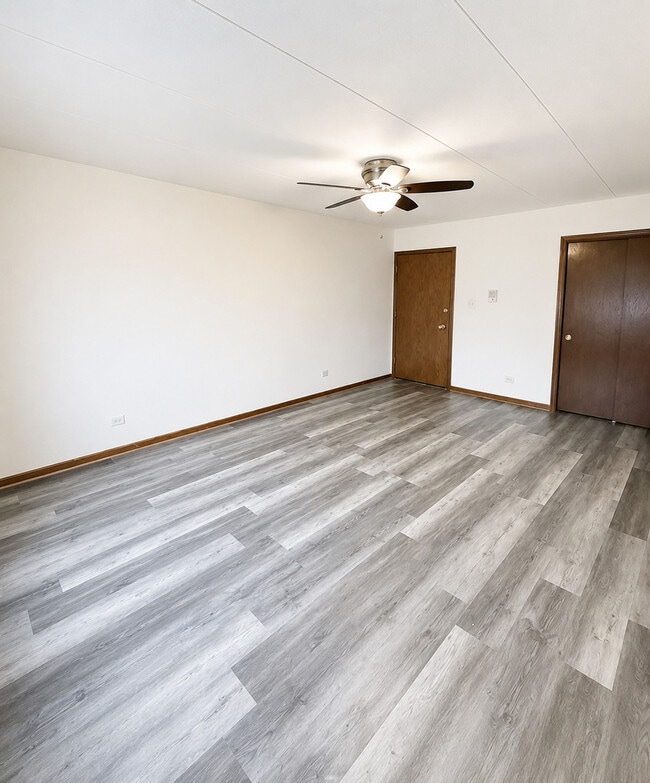 Photo - 6360 Washington St Unit 2B