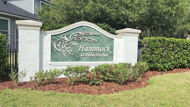 Photo - Luxury 3 Bedroom 2.5 Bath 2 car garage Townhome in the Gated Community of the Hammock