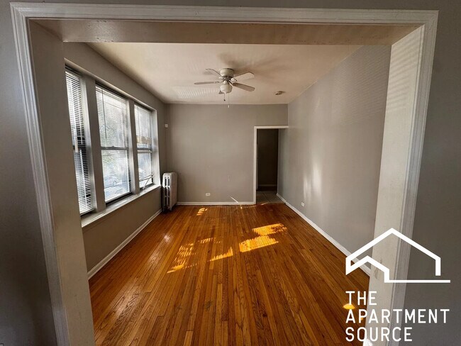 Photo - 7658 S Marquette Ave Unidad 2