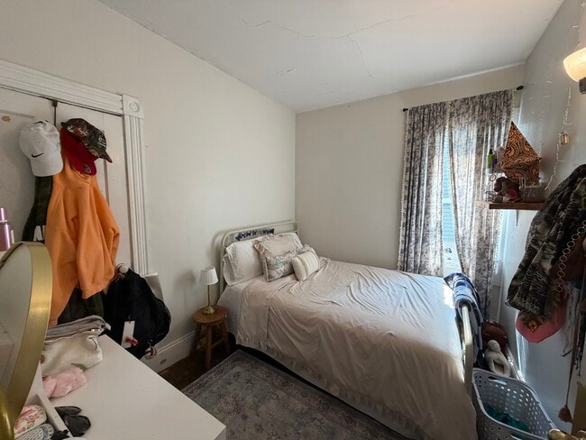 Photo - Apartment for Rent Unit 1