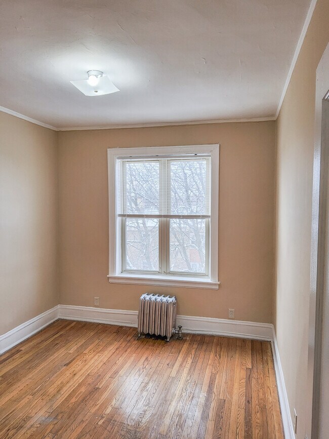 Photo - 4716 N Kenneth Ave Unidad #3