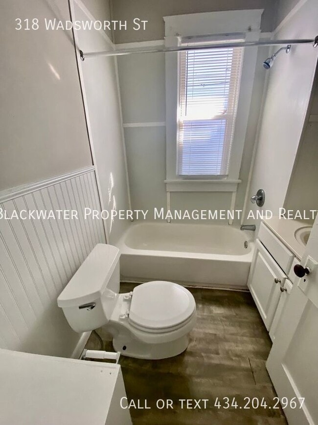 Photo - 318 Wadsworth St