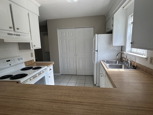 226 Plantation Dr
