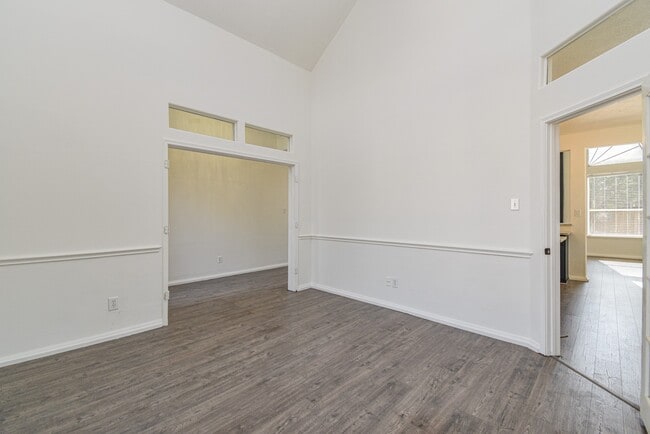 Photo - 30611 Country Meadows Dr