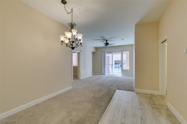 Photo - 51 E Agate Ave Unidad 407