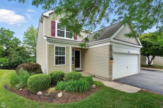 Photo - 223 Mistwood Ln Townhome
