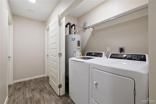 Photo - 3412 Sahara Dr Unit 1