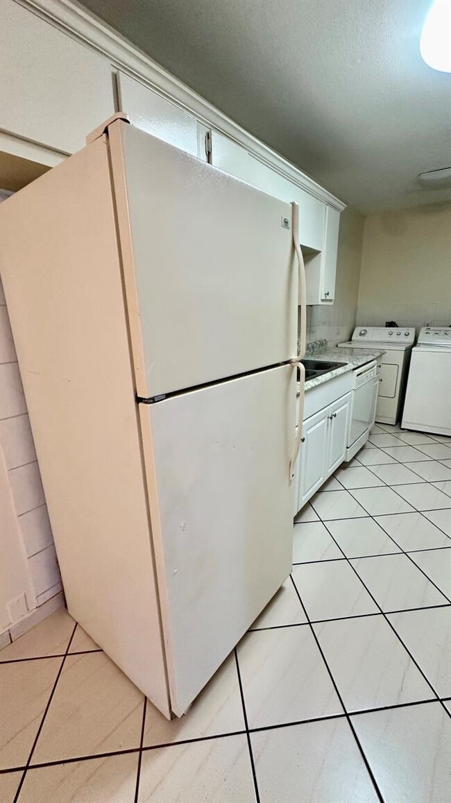 Photo - 414 SW 72nd Ave Unit 414