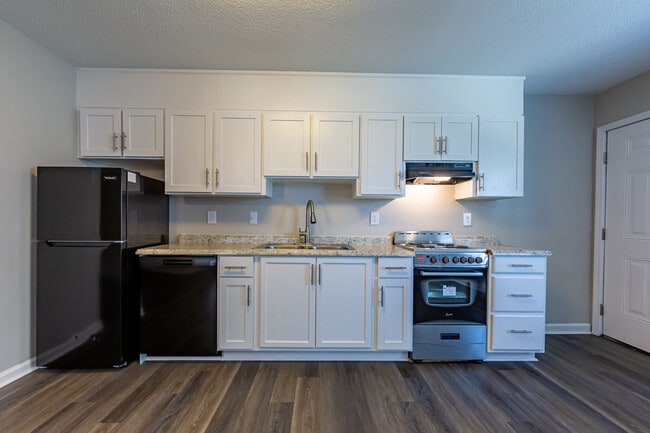 Photo - Ramsey Pines