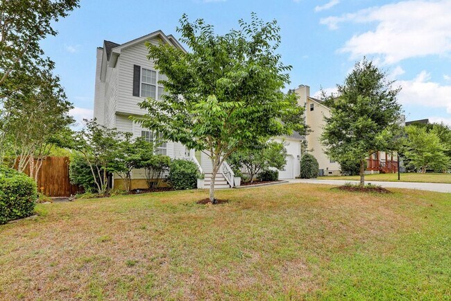 Photo - 1010 Meridian Dr