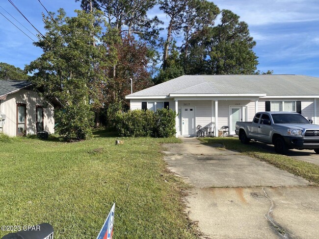 Photo - 2617 Cypress St