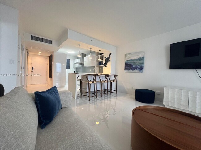Photo - 100 Lincoln Rd Unidad 1022