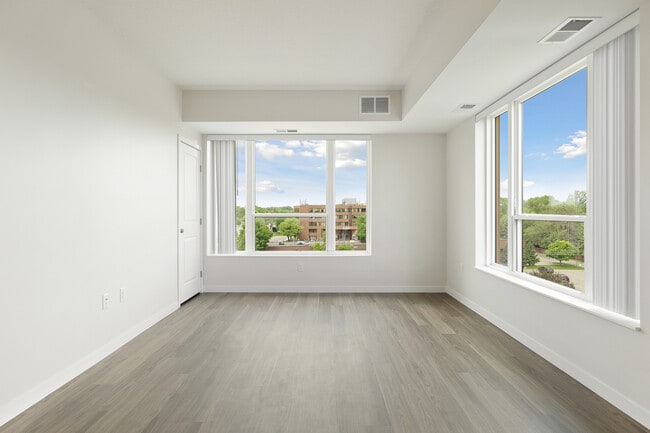 Sonder Point 50+ Apartments