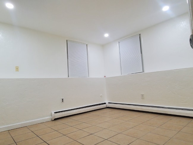 Photo - 120 Newman St Unit 1