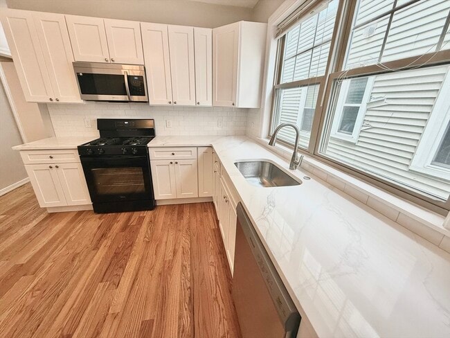 Photo - 184 Boston St Unit 2