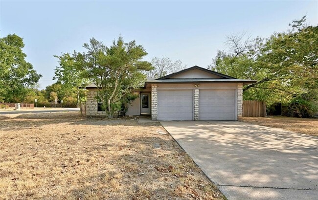 Photo - 3910 Tamil St