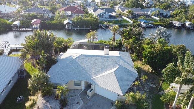 6612 Black Fin Way