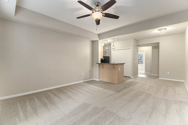 Photo - Lynbrook Apartments and Townhomes