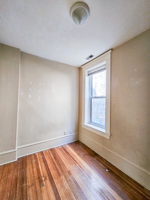 Photo - 1042 W Grace St Unit 1