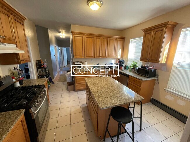 Photo - 8 Eldora St Unit 3