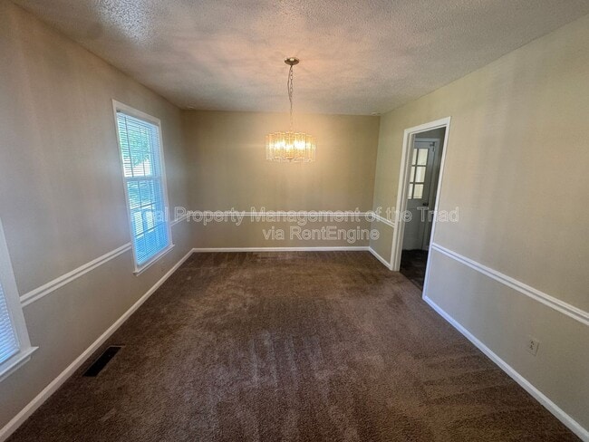 Photo - 2393 Spicewood Dr