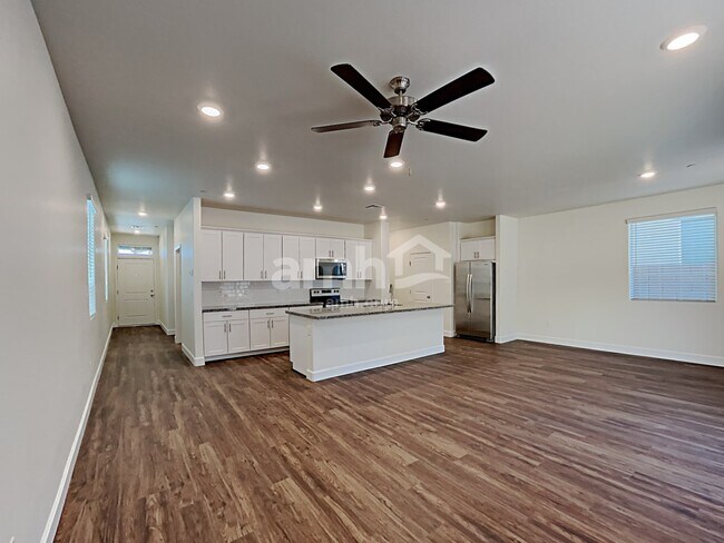 Photo - 313 Cape Seville Pl