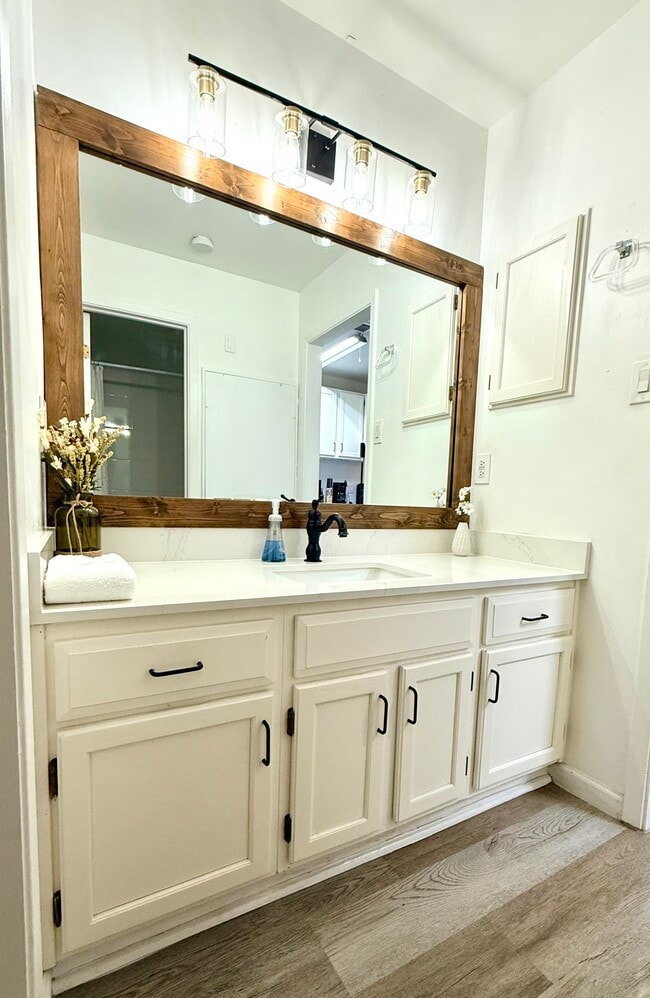 Photo - 2815 Rio Grande St Unit Apt 204