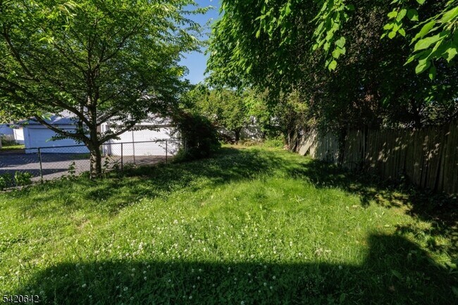 Photo - 606 N Washington Ave