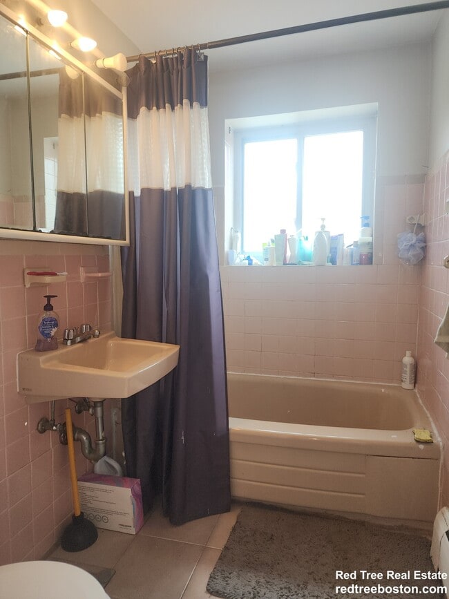 Photo - 14 Bryon Rd Unit 3