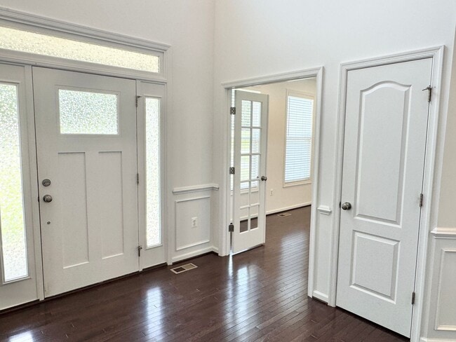 Photo - CLOSE TO BROOKE POINT VRE - LARGE ACREAGE HOME - STAFFORD- BASEMENT KITCHENETTE