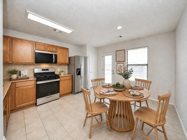 Photo - 2930 Ribbon Creek Way